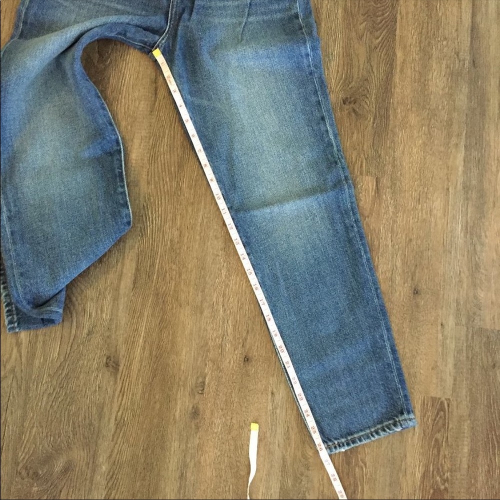 Madewell The Momjean in Downey Wash Size 25 - Picture 15 of 16